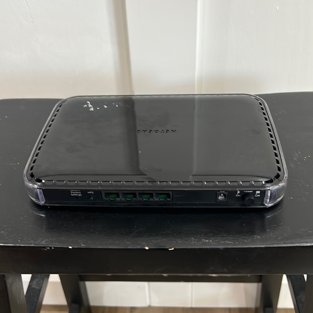 NETGEAR - UNIVERSAL DUAL BAND WIFI RANGE EXTENDER